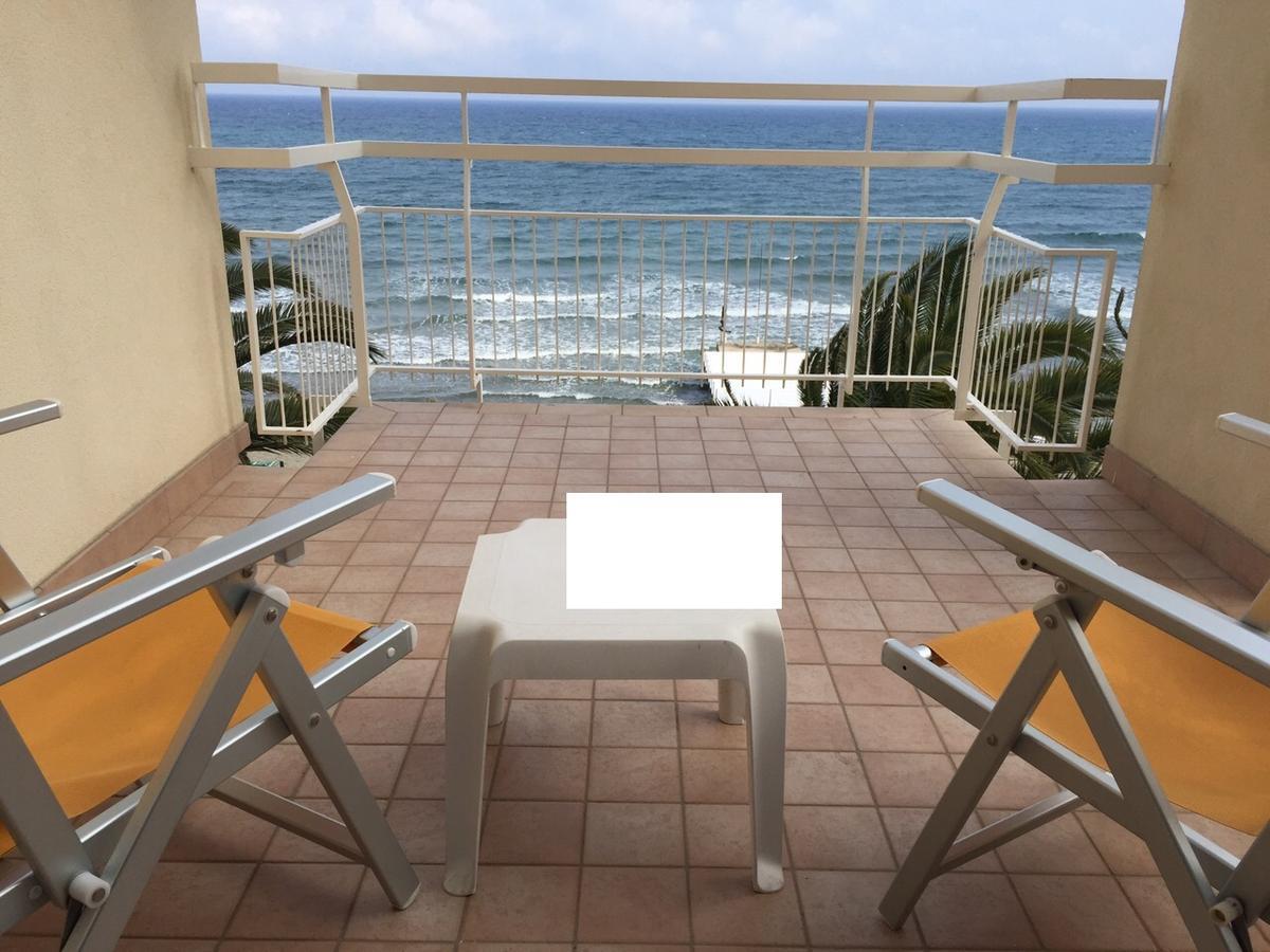Hotel Miramare Диано Марина Екстериор снимка